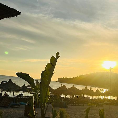 Hotel Billy Himare Exterior foto
