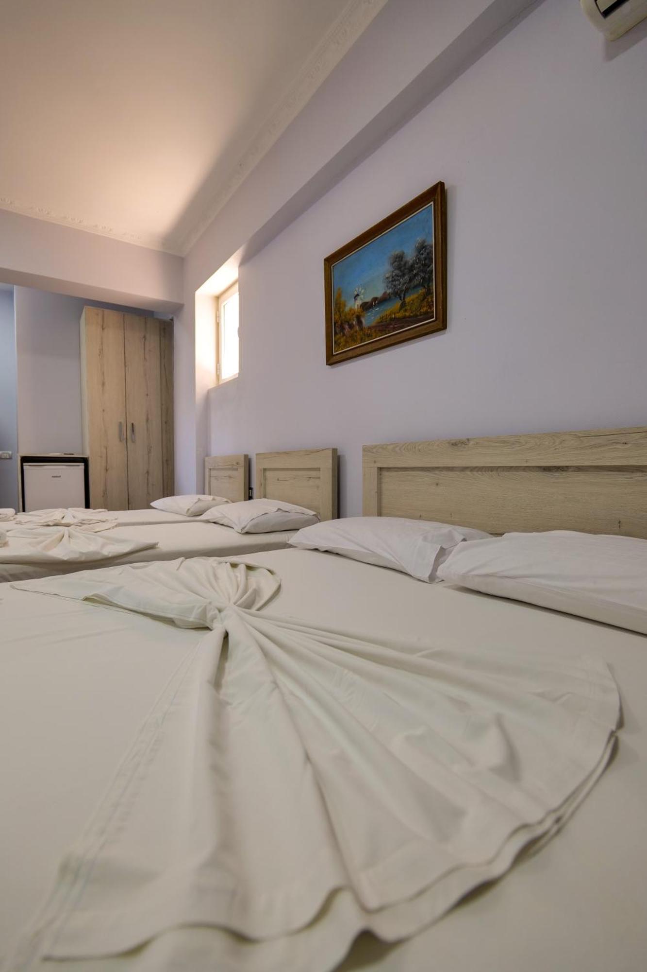 Hotel Billy Himare Exterior foto