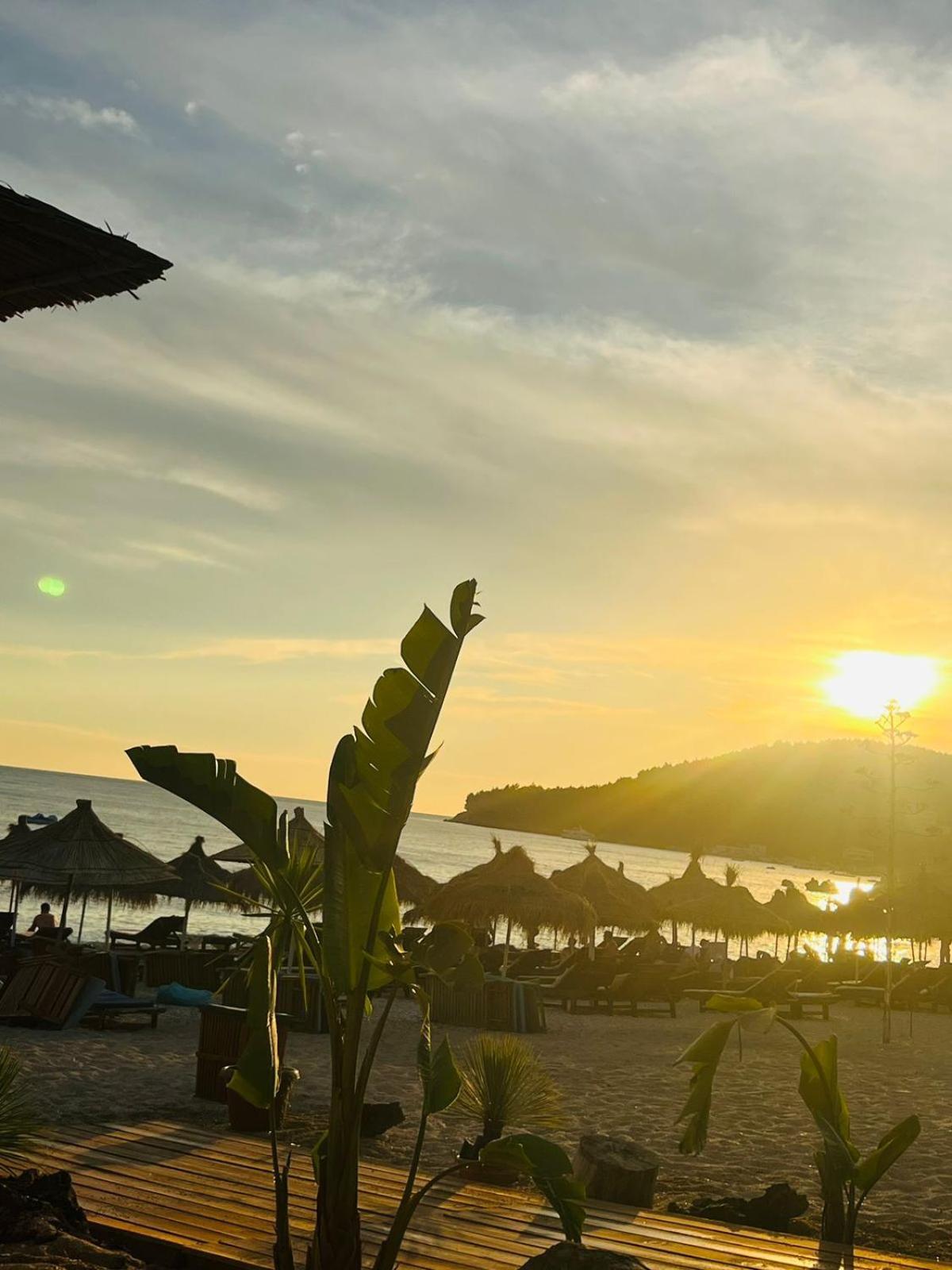 Hotel Billy Himare Exterior foto